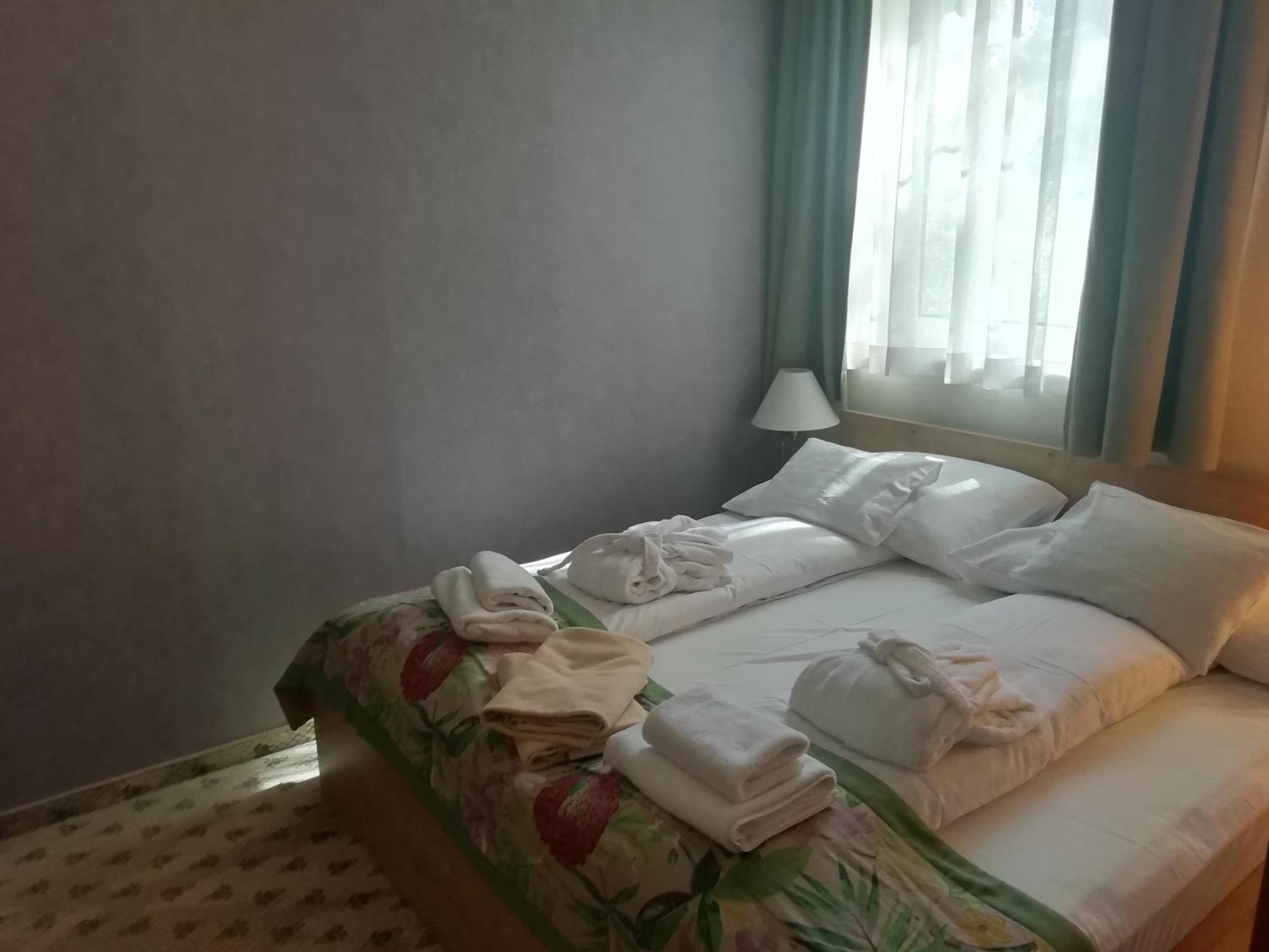 Hotel Batthyany Kuria Zalacsány Exteriér fotografie