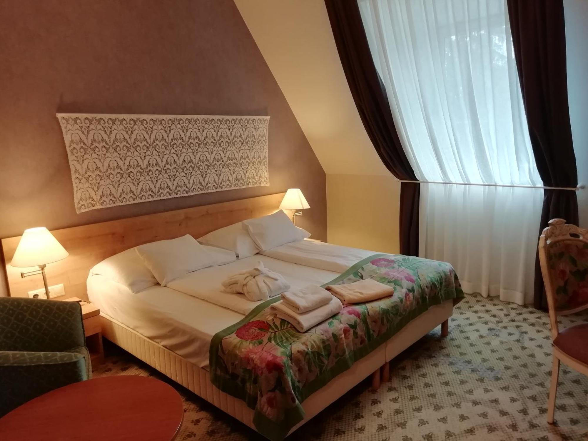 Hotel Batthyany Kuria Zalacsány Exteriér fotografie