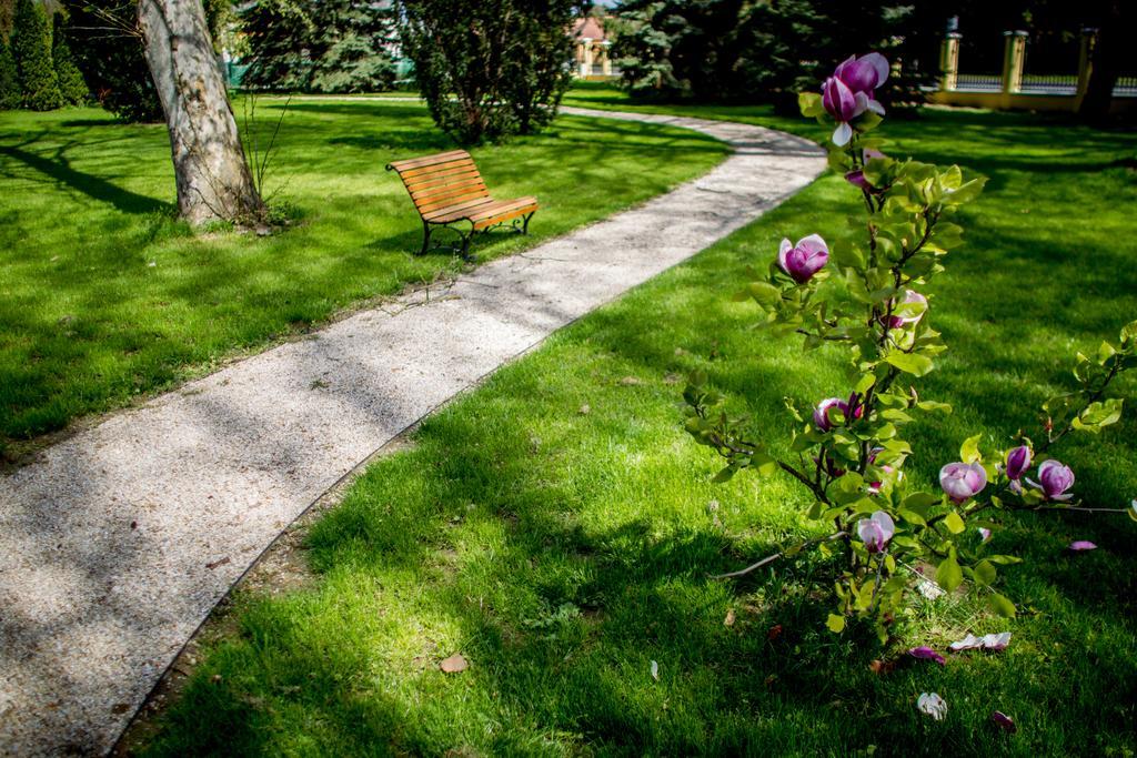 Hotel Batthyany Kuria Zalacsány Exteriér fotografie